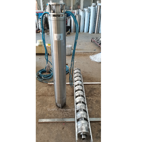 140 kW RVS Dompelpomp met 220 m opvoerhoogte en 136 m³/u debiet voor diepwaterputtoepassingen